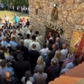 Osvećen obnovljen hram Svete Petke u Donjem Matejevcu Svetu liturgiju služio mitropolit niški Arsenije: Uručena i odlikovanja…