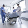 Poznati pevač uhapšen, pa prisilno hospitalizovan FOTO