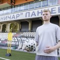Engleski štoper Bili Dži prvo pojačanje Železničara iz Pančeva
