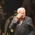 "Mala Cana je htela dva žita na parastosu": Kolega pevačici spustio slušalicu pred sahranu Andrije Bajića: "Koji će pop to da…