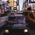 Od „najgorog automobila“ do rok zvezde! Autori filma „Jugo ide u Ameriku“ otkrivaju šta ih je sačekalo na više od 10.000…