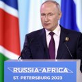 Putin upro prstom u NATO "u pitanju je pretnja ruskoj bezbednosti"