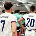Vlahović je strah i trepet: Englezi na oprezu – ‘Biće izazov u tandemu sa Mitrovićem!’
