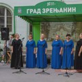 Ženska pevačka grupa „Filigran” nastupila u Gradskoj bašti u okviru manifestacije “Banatska bajka” Zrenjanin -…