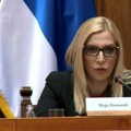 Ministarka Popović osudila pretnje Vučiću koje je uputio otac uhapšenog na protestu