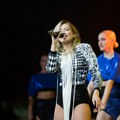 Gore mreže zbog nastupa nekadašnje Pinkove zvezdice: Anastasija Rilak napravila haos u Nišu, 12.000 ljudi u transu