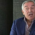 Osvežilo: Đukanoviću zastarevaju afere, a SPC na udaru policije