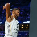 "Zvezda trči, puca i ima vatru"