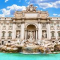 Počinje naplata prilaza Fontani di Trevi u Rimu! Turisti, ljudi, a evo kolika je cifra