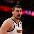 Debata u NBA svetu – zašto Jokić igra povređen?