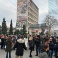 U Nišu protest kao podrška rektoru i podsećanje na 17 meseci od pada nadstrešnice