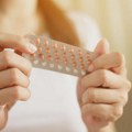 Studija: Oralni kontraceptivi povezani sa značajnim porastom kompulzivnog prejedanja kod žena