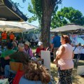Miris kotlića, pesma i osmesi: Na obali Save održana tradicioanlna manifestacija "Savske vatre" (foto)