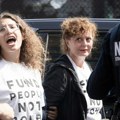 Suzan Sarandon privedena tokom protesta kod UN: Glumica se pridružila demonstrantima protiv Netanjahuovog govora