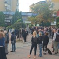 VAŠA PISMA! M.S: Izdaleka pratim proteste u mom rodnom gradu! Gde su profesori, maturanti, gde su pirotske umetničke duše?