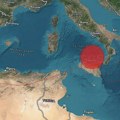 Panika na Siciliji, zgrade se tresle u Palermu: Prestrašeni građani na ulicama, preti opasnost od cunamija