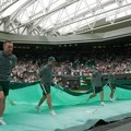 Vimbldon ovo ne pamti: Neverovatne scene na najčuvenijem teniskom turniru (video)