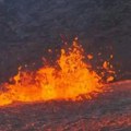 ERUPCIJA VULKANA na Islandu u blizini Rejkjavika (VIDEO)