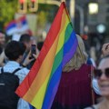 „Evo neću da je okačim i šta sad“: Vučić dobio dopis o kačenju LGBT zastave