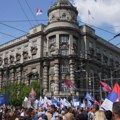 Oglasio se MUP povodom današnjeg skupa ispred Vlade Srbije: Evo koliko je precizni sofver prebrojao učesnika
