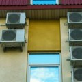 Visoke kazne za klime na uličnoj fasadi moguće su već ovog leta, a evo i za koga! Neki mogu da plate i 50.000