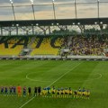 Igrači Oleksandrije ogrnuti ukrajinskim zastavama pred meč sa Partizanom FOTO
