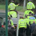 Martina konjička policija sačuvala od navijača, ne i od otkaza