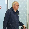 Obradović se nije vratio sa Partizanom: Avion je sleteo u Beograd bez Željka