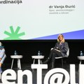 (Video) Deseti Teen Talk: Prvi panel: "Na storijima svi su srećni, niko ne kači kada plače, ali to je samo slika" - Da li nas…