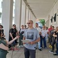 Roditelji učenika Jovina gimnazije traže smenu direktora, pokušali razgovor u Pokrajinskoj vladi