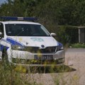 Užas na Zvezdari: Azerbejdžanac prišao ženi dok je zalivala cveće u dvorištu, pošao za njom u kuću u nameri da je napadne, muž…