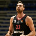 Milutinov bez promašaja, CMM 12/9/6 - stotka Panatinaikosa