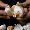 Beli luk bez gorčine: Kako sačuvati njegovu aromu tokom pripreme