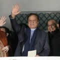 Drama oko rezultata izbora u Pakistanu: Lideri dve najuticajnije partije proglasili pobedu, Kan se oglasio iz zatvora