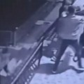 Šiptari nastavljaju da terorišu Srbe na Kim: Napali i opljačkali srpskog mladića na parkingu (video)