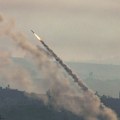 Hezbolah saopštio da je lansirao desetine raketa na Izrael kao odgovor na napade