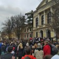 Forum kragujevačkih škola poziva Kragujevčane na PROTESTNU ŠETNJU