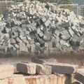 Preslagane, okretane, hvaljene - pa ih potopila prva kiša: Gde su završile "Vesićeve" kocke sa Trga republike