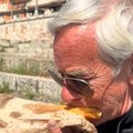 (Video) "Ja sam prvi i jedini Amerikanac koji je doživeo ovo u Nišu!" Bret je sve snimio i objavio, na momente je ostao bez…