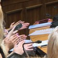 Učenicima pobednicima republičkih takmičenja uručene diplome u Skupštini Srbije