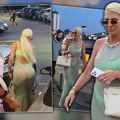 Karleuša na aerodromu u tanga kupaćem kostimu i stajlingu od 100.000 €! Prisutnima popadale vilice zbog providne mrežice, ovo…