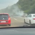 Drama na auto-putu kod Bagrdana! Zapalio se automobil, vozači sprečili veću katastrofu! Stvoreni zastoji u smeru ka Nišu…