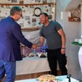 "Gde god da odem, isti je problem!" Vučić: Nedostaje nam radnika, moraćemo da izdajemo sve više radnih dozvola