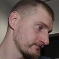 Nikola Jokić nije bio raspoložen, zagledao se u jednu tačku, pa poručio Amerima: "Ne razmišljam o tome"