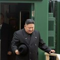 Severna Koreja: Kim prisustvovao predstavljanju nove podmornice za nuklearni napad