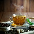 U čaju iz Hrvatske pronađen sastojak opasan za jetru i pluća: Ima u sebi lišća nane iz Srbije