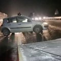 Karambol na auto-putu Miloš Veliki: Lančani sudar četiri vozila kod Uba, malo dalje sudar još dva automobila - stvaraju se…