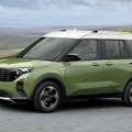 Potpuno novi Ford Transit Courier čini kompaktni kombi (van) produktivnijim uz više mogućnosti i povezanosti
