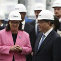 Kineski premijer posetu Australiji završio obilaskom rafinerije litijuma