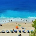 Rajska lepota ili smrtonosna zamka? Jedna od najopasnijih plaža u Evropi nalazi se na omiljenom ostrvu srpskih turista